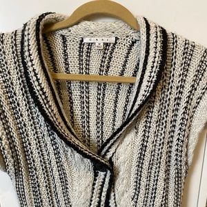 CABI S/S knit Cardigan sweater